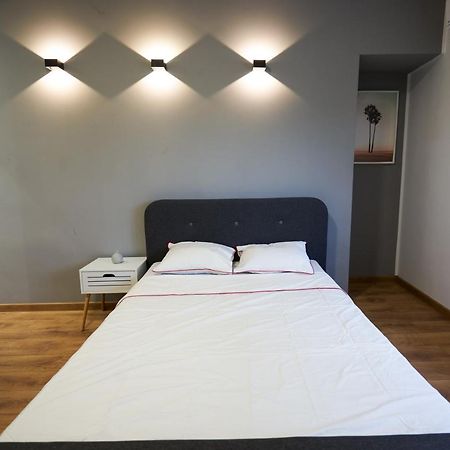 Minimalist Design Apartament In Magheru Βουκουρέστι Εξωτερικό φωτογραφία