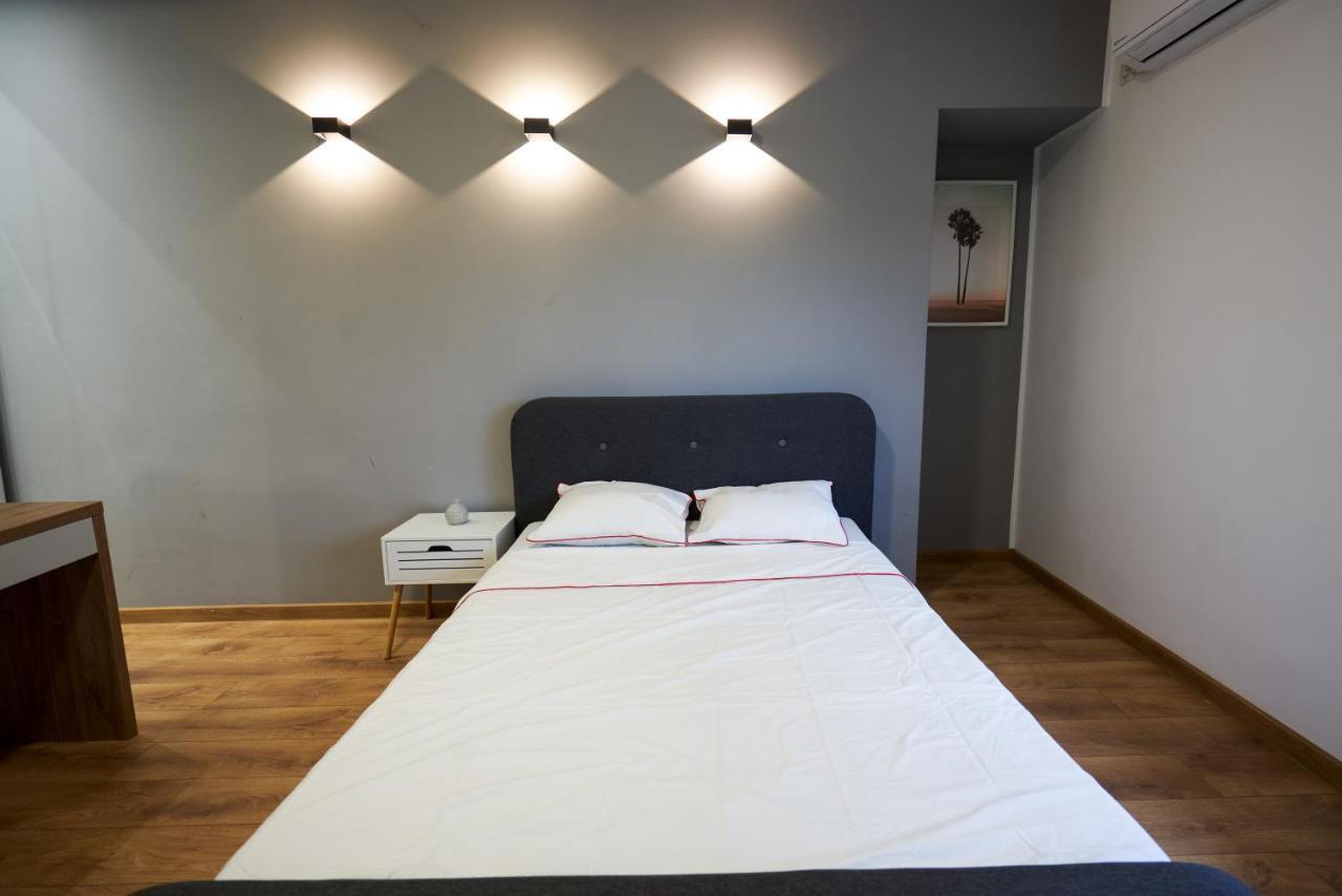 Minimalist Design Apartament In Magheru Βουκουρέστι Εξωτερικό φωτογραφία